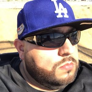 Meet your Posher, Adrian